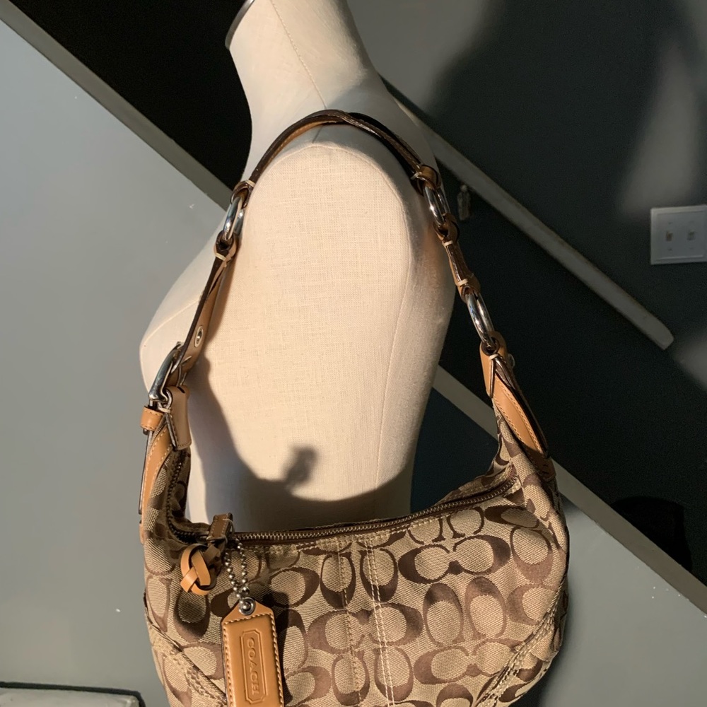 Coach shoulder bag